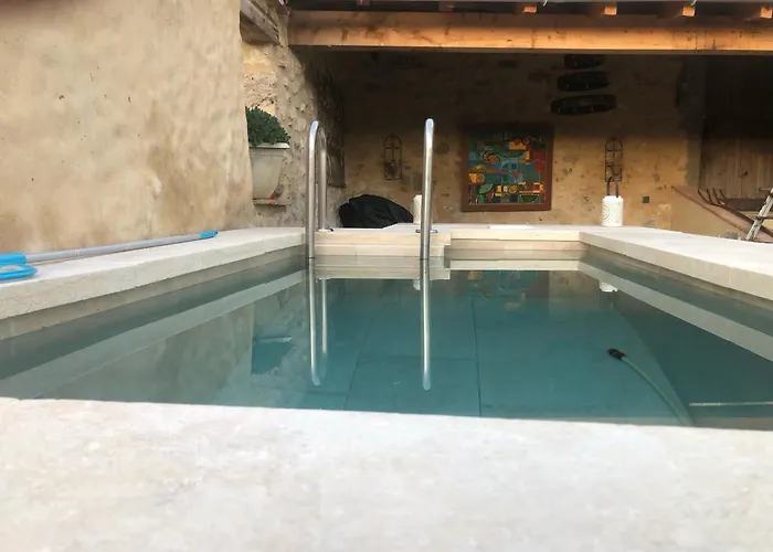 Maison Principale Semesterbostad *